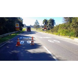 Avenida Marcelo Puppi, em Campo Largo recebe sinalização viária